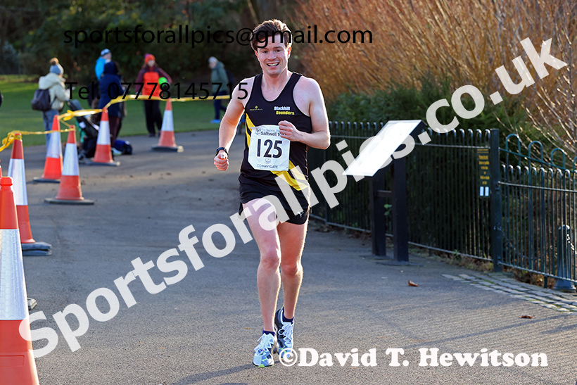 The 2024 Saltwell 10k Road Race, Gateshead. Photo: David T. Hewitson/Sports for All Pics